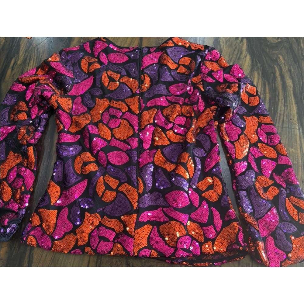 MELLODAY Pink and Orange Sequin V-Neck Blouse - Picture 3 of 7